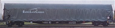 Slide Tarpaulin car of Euro Lux Cargo<br /><a href='images/pictures/Roco/47603.jpg' target='_blank'>Full size image</a>